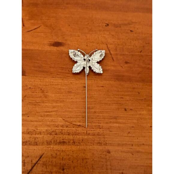 Vintage Butterfly Stick Pin Pink & Clear Gemstones Unique Eye-Catching Design - Picture 7 of 12